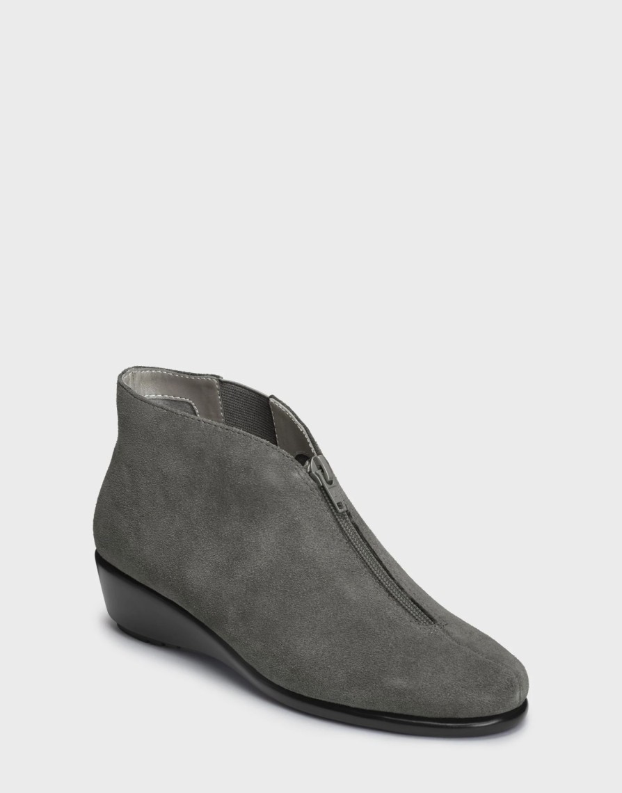 * Aerosoles Allowance Dark Gray Suede Ankle Boots