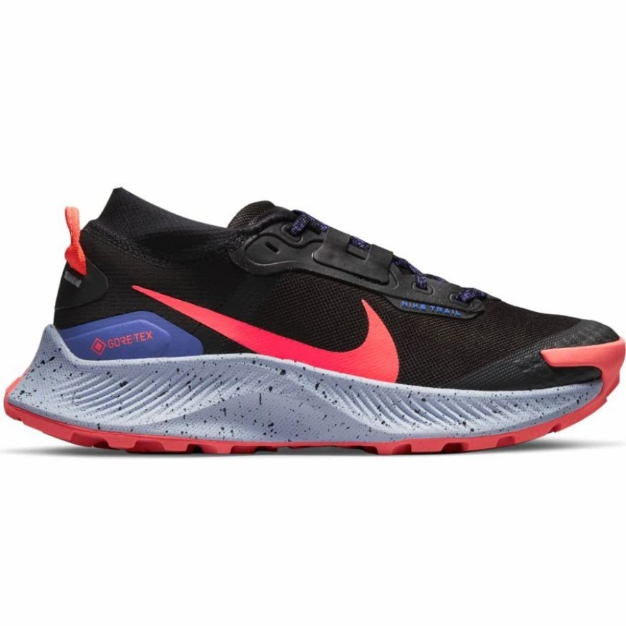 * Nike Women'S Pegasus Trail 3 Gore-Tex (002 Black/Flash Crimson/Lapis/Bright Mango) Footwear