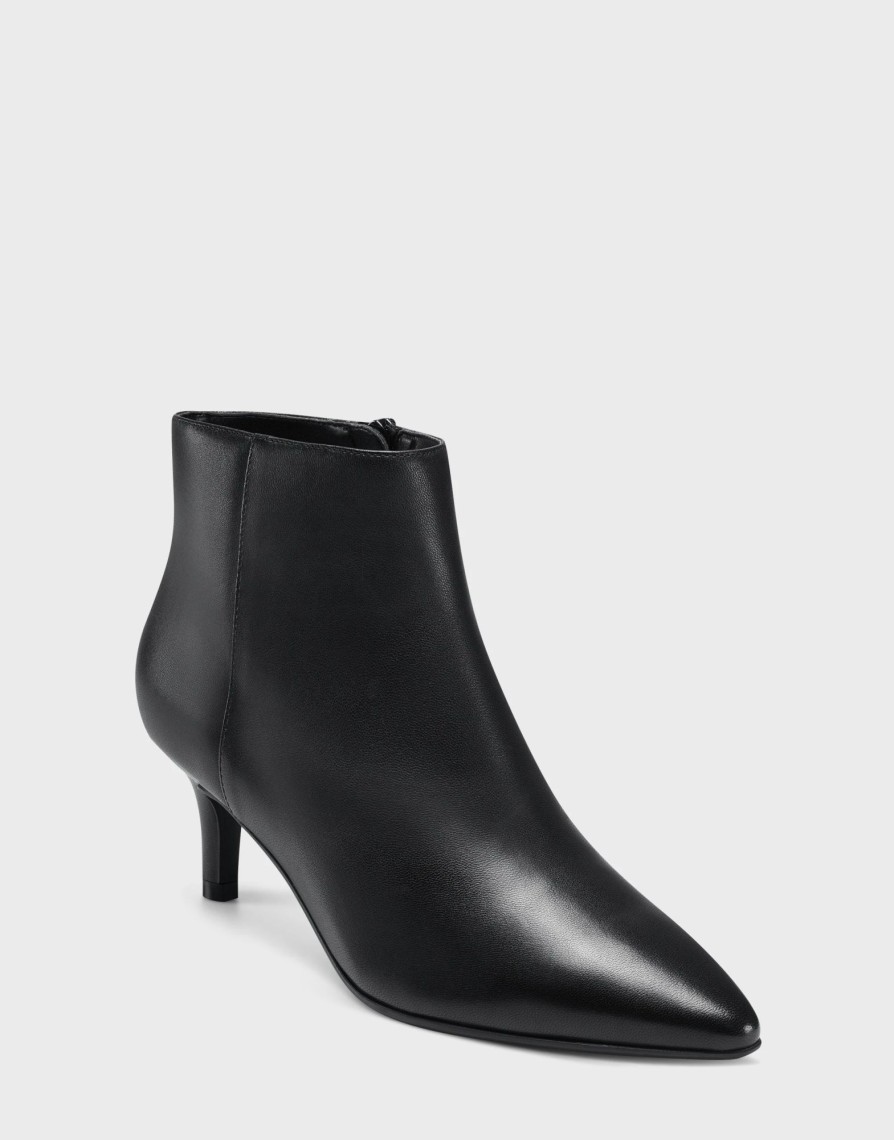 * Aerosoles Epigram Black Leather Ankle Boots