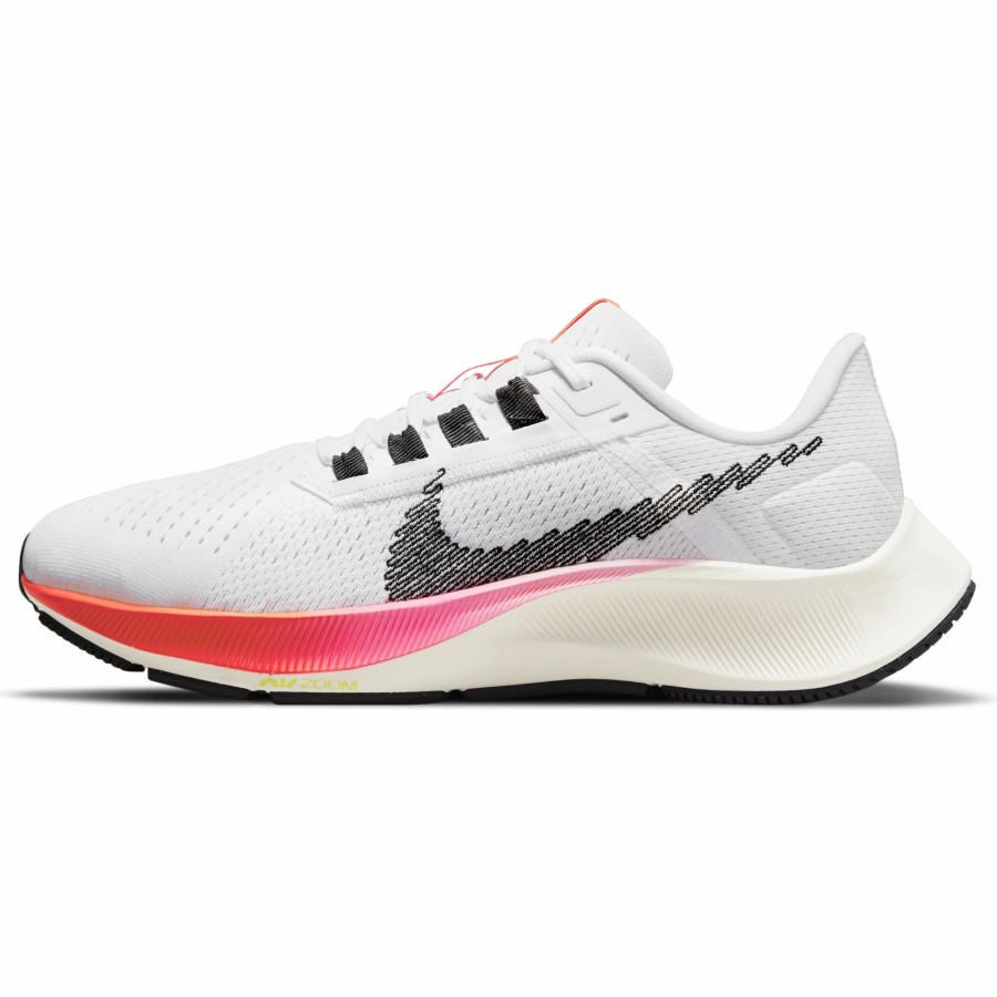 * Nike Women'S Zoom Pegasus 38 "Rawdacious" (100 White/Football Grey/Pink Blast) Footwear