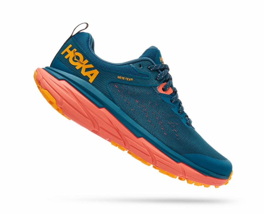 * Hoka Women'S Challenger Atr 6 Gtx (Bccml Blue Coral/Camellia) Footwear