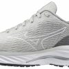 * Mizuno Women'S Wave Rider 26 Ssw (Ym00 Oyster Mushroom/White) Footwear