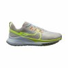 * Nike Men'S React Pegasus Trail 4 (002 Light Iron Ore/Volt/Cobblestone) Footwear