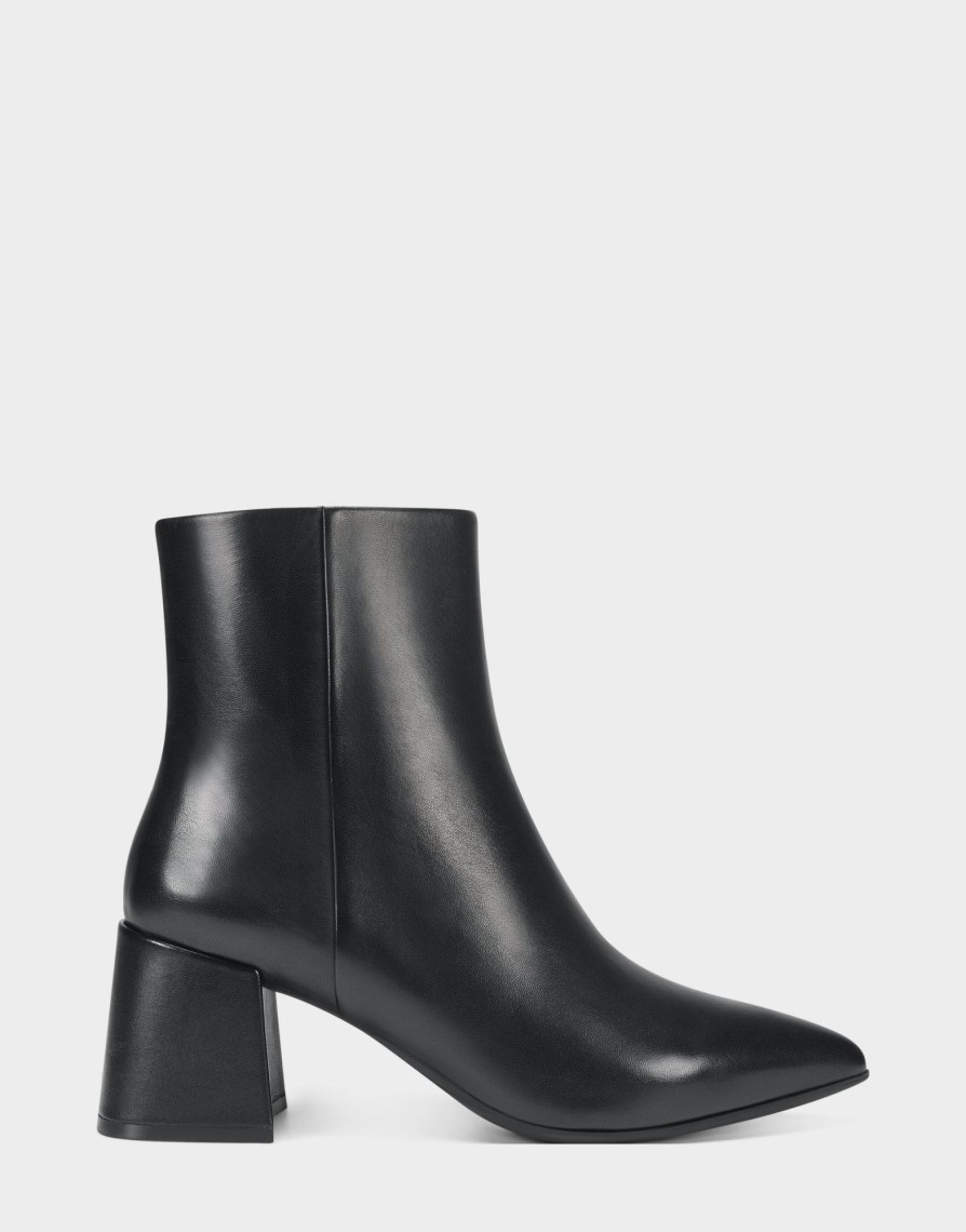 * Aerosoles Irma Black Leather Ankle Boots