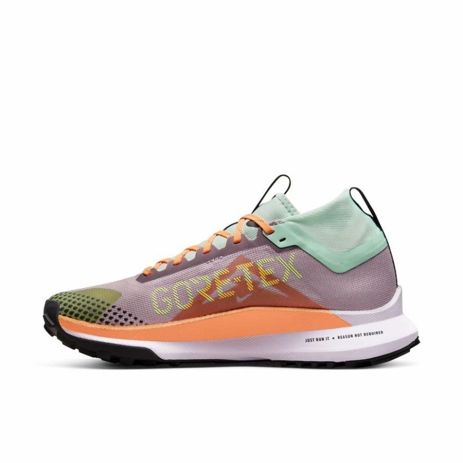 * Nike Women'S React Pegasus Trail 4 Gore-Tex (500 Purple Smoke/Peach Cream/Enamel Green) Footwear