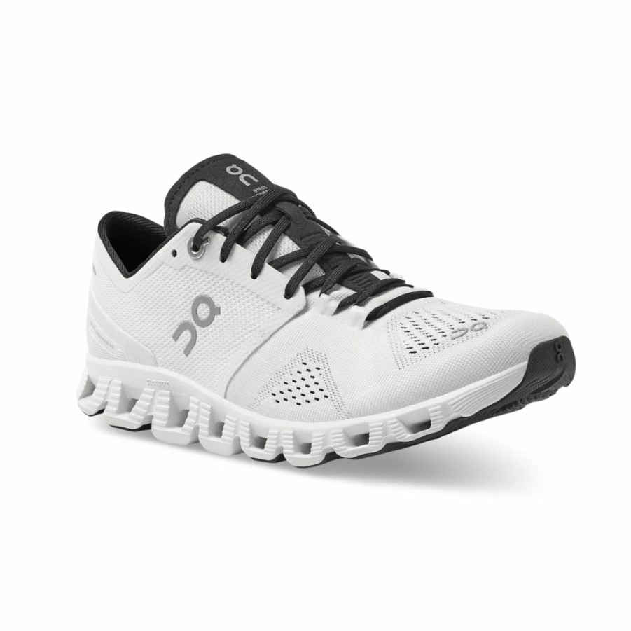 * On Women'S Cloud X (White/Black) Footwear