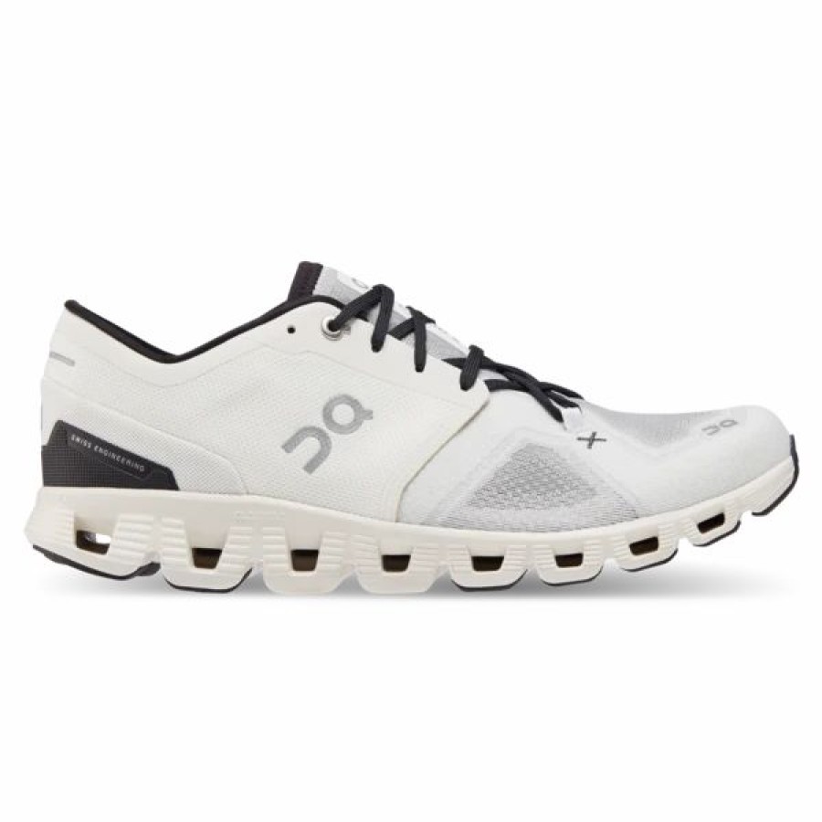 * On Men'S Cloud X 3 (Ivory/Black) Footwear