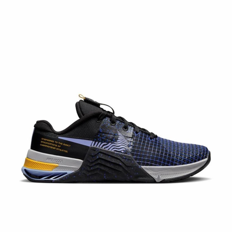 * Nike Women'S Metcon 8 (002 Black/Light Thistle/Dk Smoke Grey/Lapis) Footwear